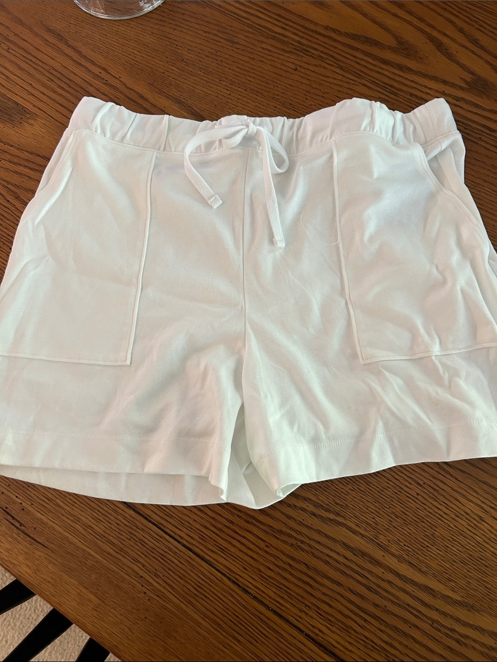 Women's White Drawstring Athletic Pocket Shorts
